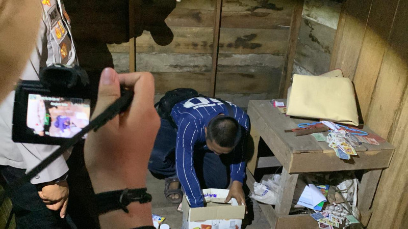 Tim Gabungan Lakukan Penggeledahan dan Penggerebekan Narkoba di Desa Singkuang I dan II