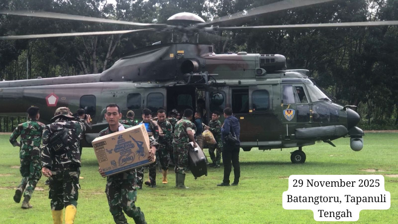 Empat Helikopter TNI AU Salurkan Bantuan ke Wilayah Terdampak Bencana