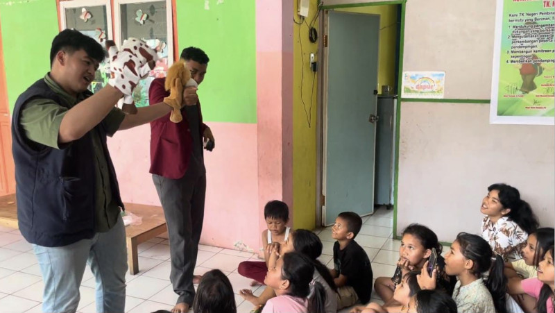 FK UISU Terapkan Psikoedukasi Berbasis Komunitas dan Play Therapy bagi Anak-anak Terdampak Bencana di Sibolga