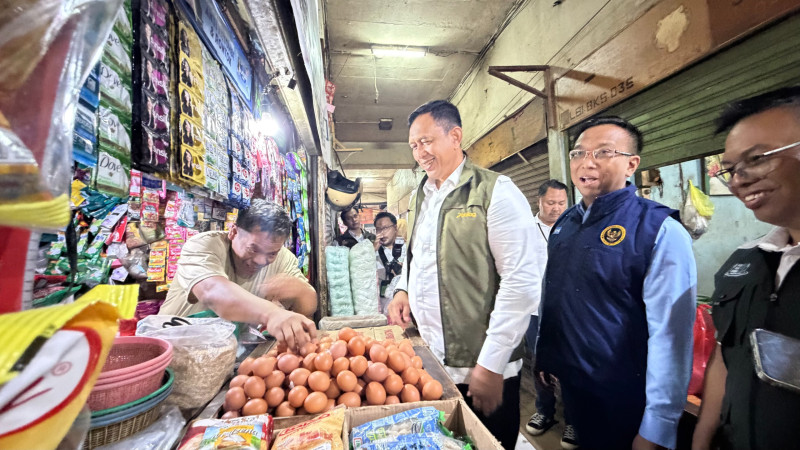 Bulog Sidak Serentak Bersama Satgas Pangan Untuk Monitor Harga Pangan Jelang Tahun Baru