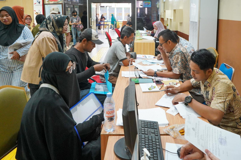 Pemko Medan Layani Gratis dan Jemput Bola Data Administrasi Kependudukan untuk Warga Korban Banjir