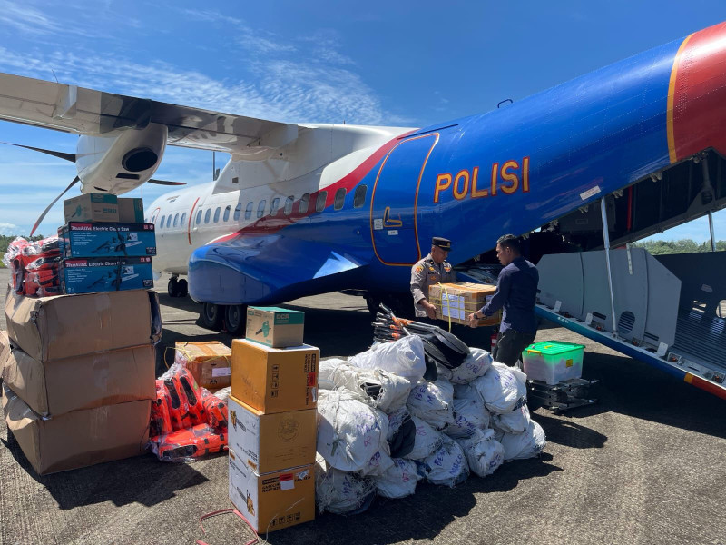 Polri Persilakan Masyarakat Menyalurkan Bantuan Logistik melalui Posko Pondok Cabe