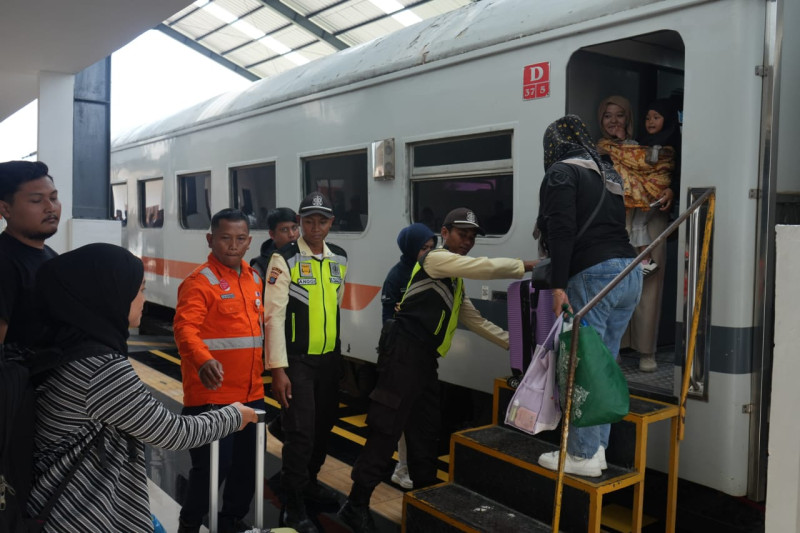Penataan Stasiun Perbaungan Tuntas, Masyarakat Serdang Bedagai Kini Lebih Nyaman Naik Kereta Api