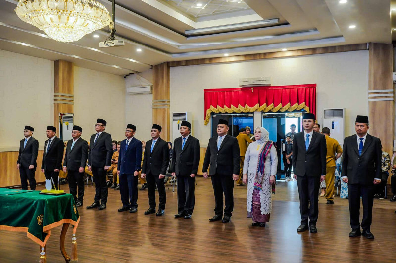 Lantik Direksi Tiga PUD, Rico Waas Tekankan Pengabdian dan Penguatan Kinerja