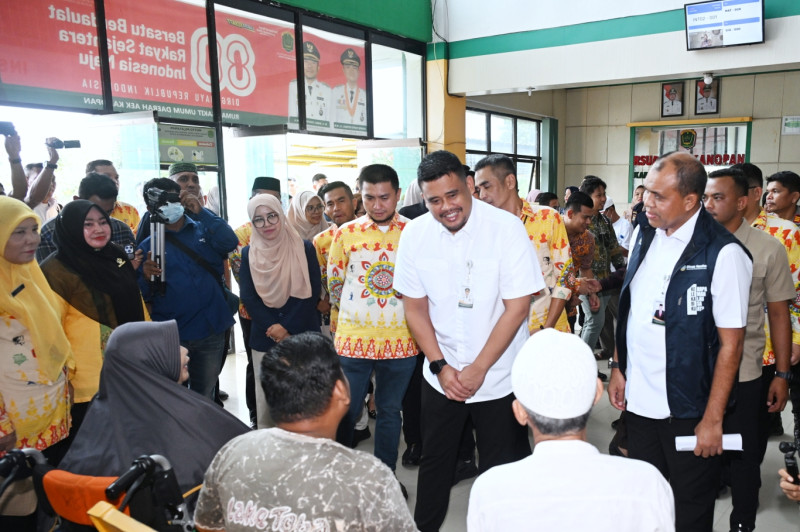 Pemprov Sumut Raih UHC Award Kategori Pratama dari Pemerintah Pusat