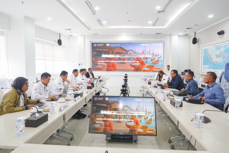 Perkuat Transformasi Kelautan & Perikanan, Bupati Deli Serdang Usulkan Pengembangan Kampung Nelayan Merah Putih