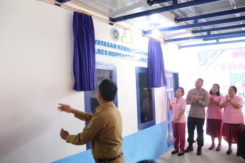 Dukung Program Makanan Bergizi Gratis, SPPG Polres Humbahas Diresmikan