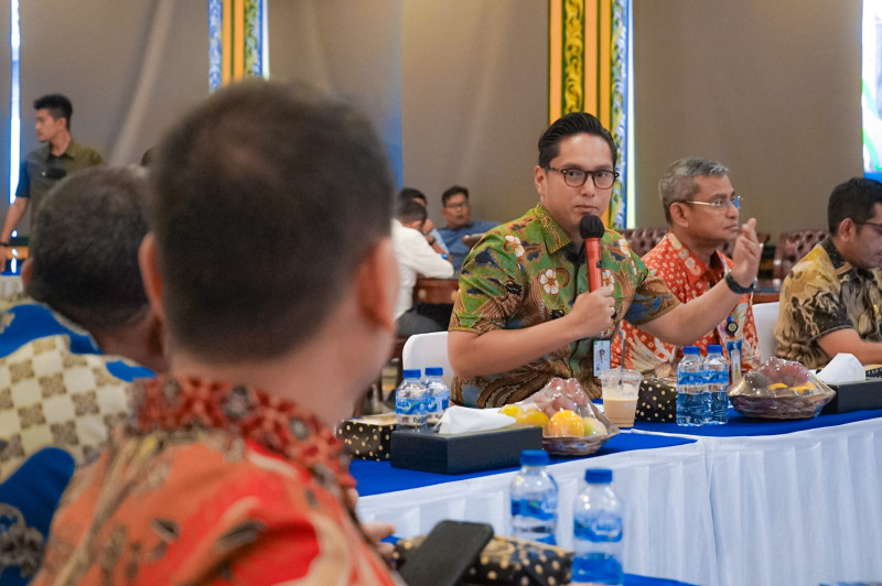 Wujudkan Estetika Kota, Rico Waas Tekankan Ketahanan dan Keindahan Dalam Pembangunan Infrastruktur Jalan & Trotoar