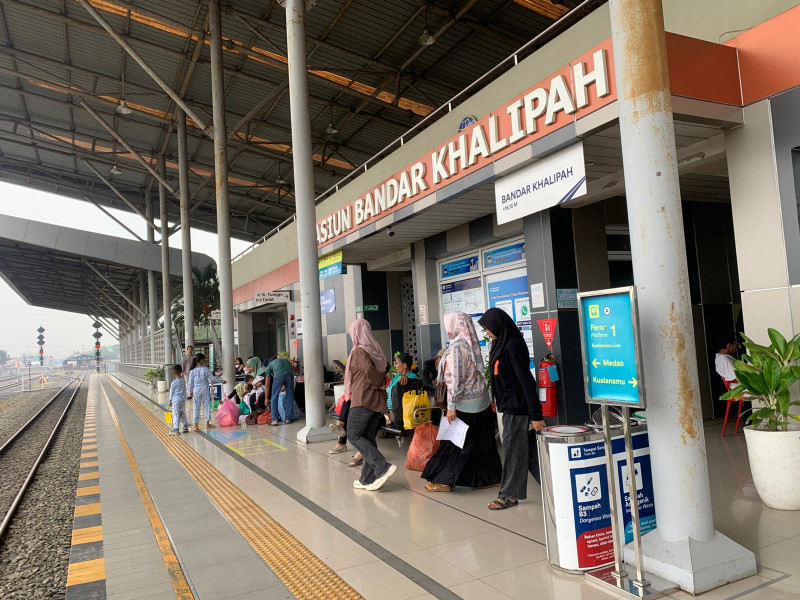 Layani 183.389 Penumpang, Stasiun Bandar Khalipah Hubungkan Kereta Api Bandara hingga Bus Listrik
