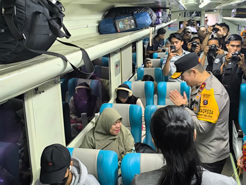 8.590 Penumpang KA Diberangkatkan Jelang Cuti Bersama Idul Fitri