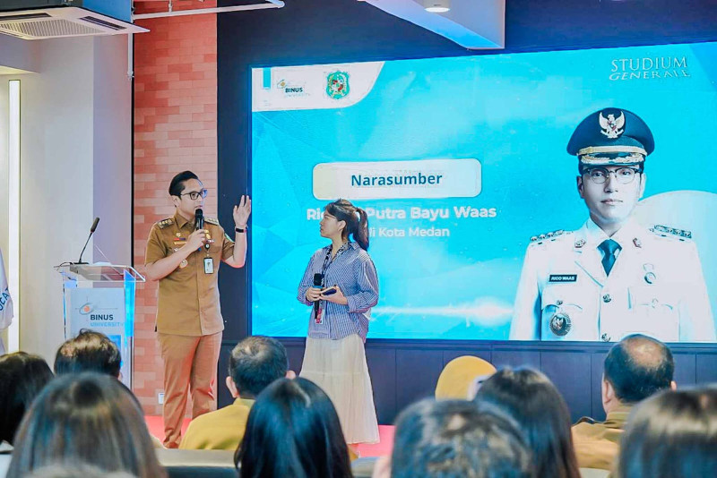 Wali Kota Medan Ajak Mahasiswa Gali Mimpi dan Nyalakan Nyali Oleh Wali Kota Medan
