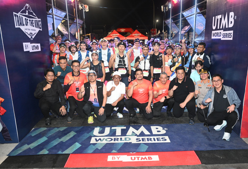 Bobby Nasution Lepas Pelari Trail of The Kings UTMB Dimulai, Danau Toba Kian Mendunia Lewat Sport Tourism