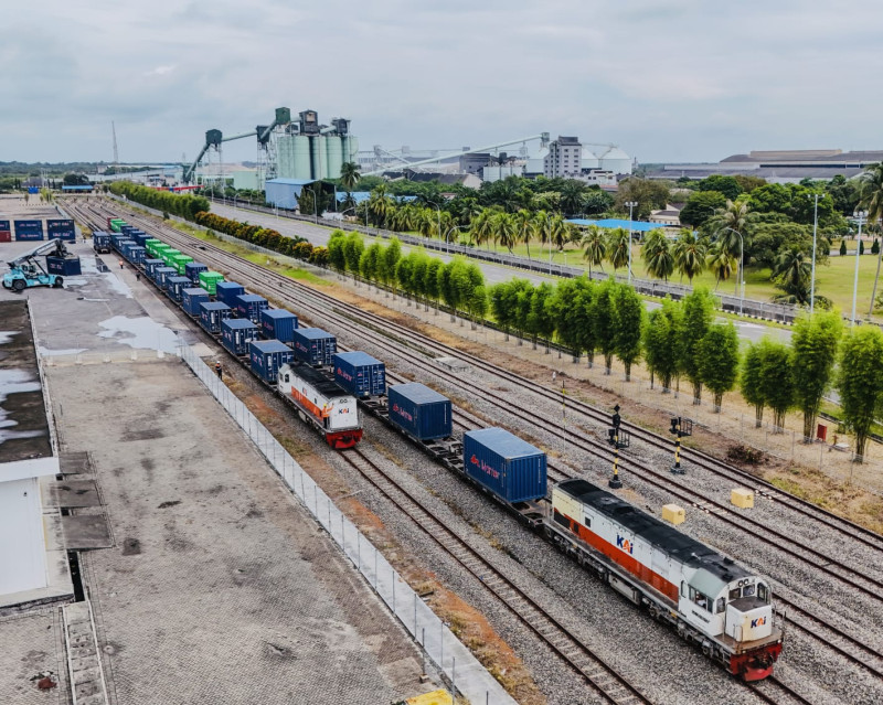 KAI Sumut Angkut 27.787 Ton Petikemas
