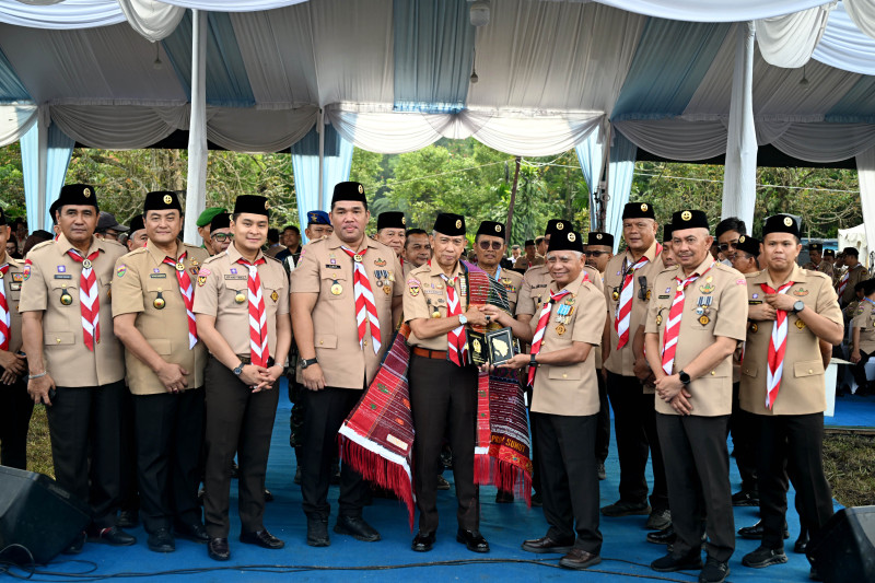 Wagub Surya Ajak Pramuka Jadi Teladan dan Generasi Pembawa Solusi