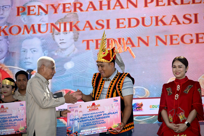 Wagub Surya Ajak Masyarakat Kepulauan Nias Jaga Rupiah sebagai Simbol Kedaulatan Bangsa