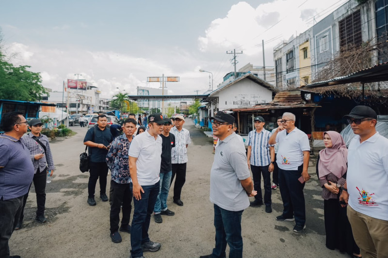 Tinjau Pasar dan Terminal Aksara, Bupati Minta Rencana Pengembangan Dikaji Matang