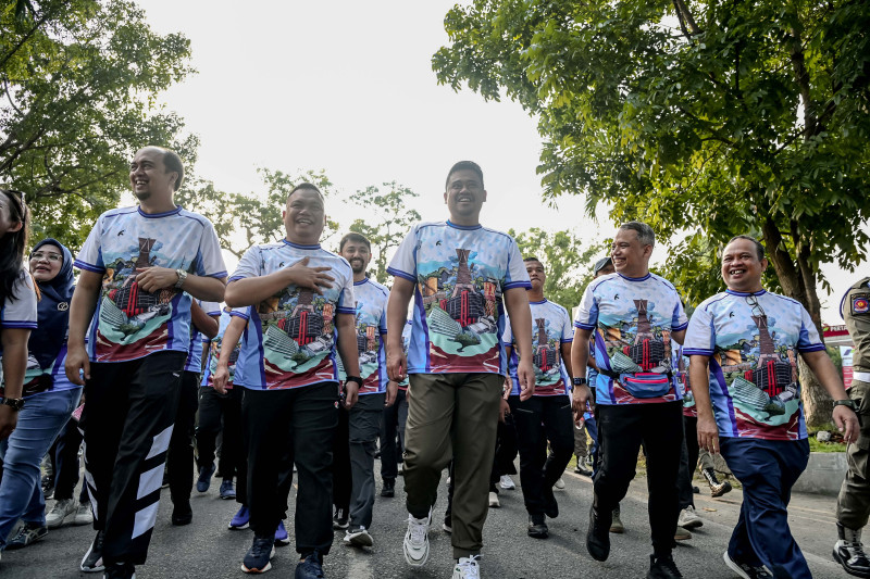 Gubsu Pacu Enam BUMD Sumut Naik Kelas